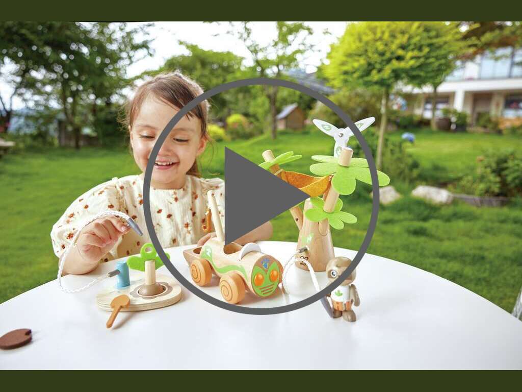 Bäume pflanzen mit dem E-Auto Bäume pflanzen mit dem E-Auto