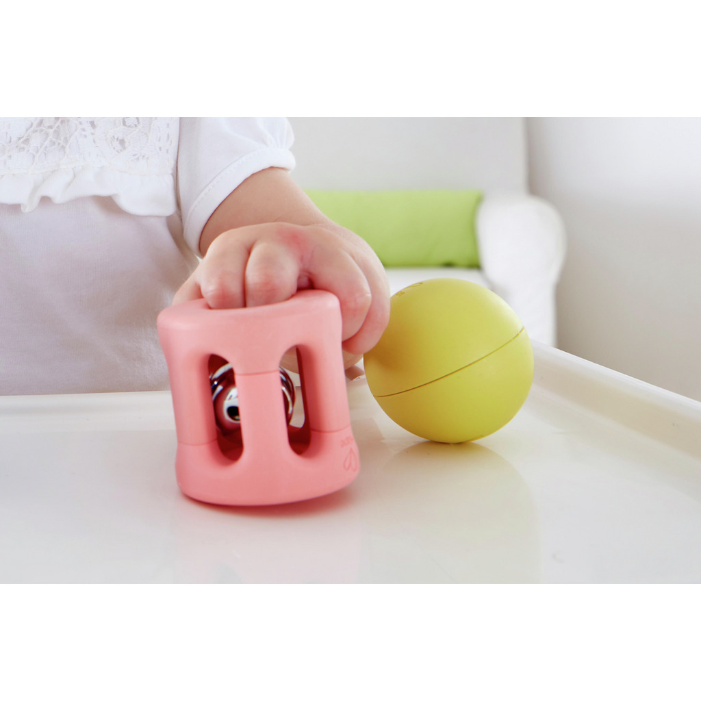 Geometrische Rassel Geometrische Rassel