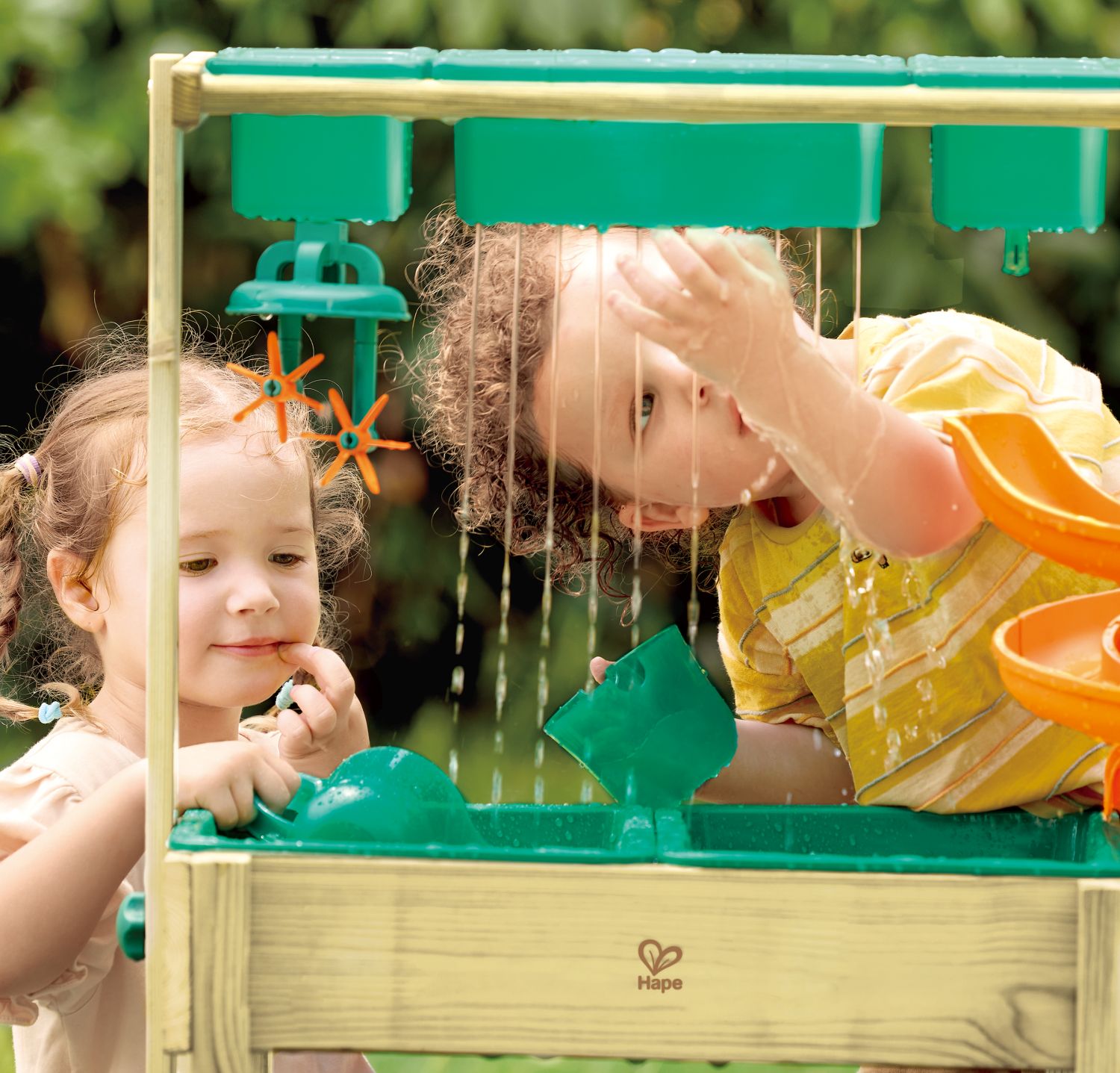 Outdoor Sand-, Matsch- & Wasserspieltisch
