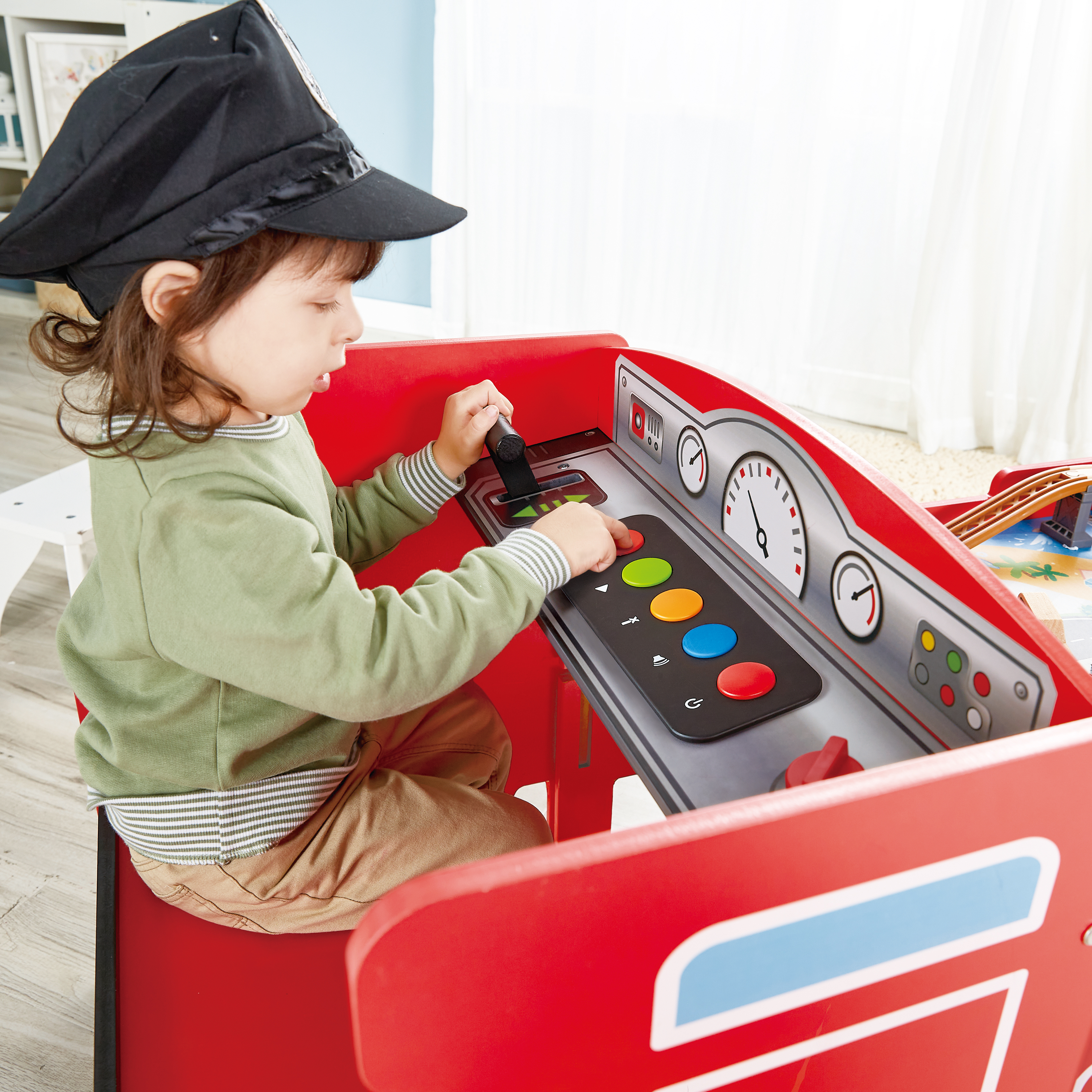 Aufklappbarer Eisenbahntisch