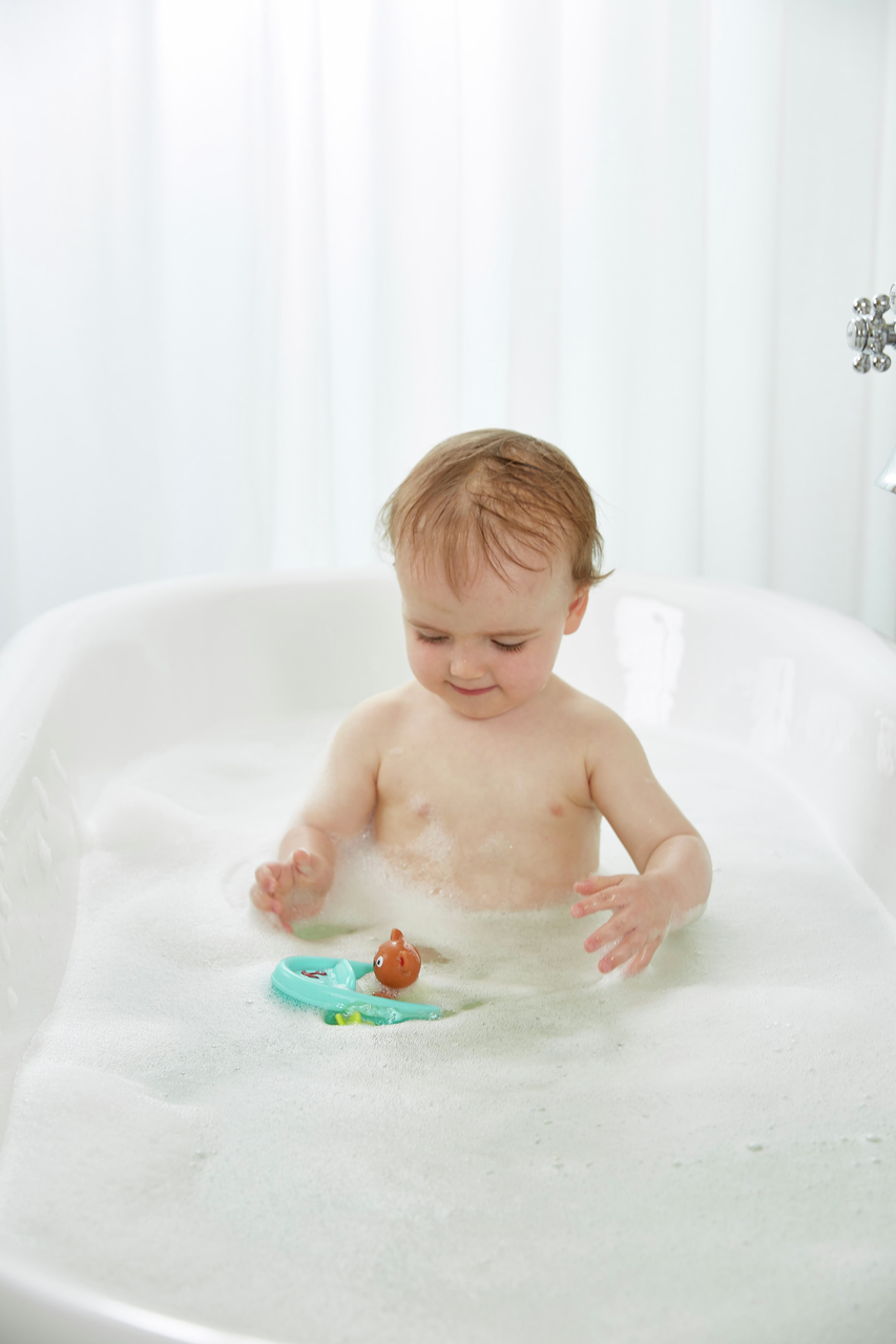 Tubing Pull-back Boat Tubing Pull-back Boat