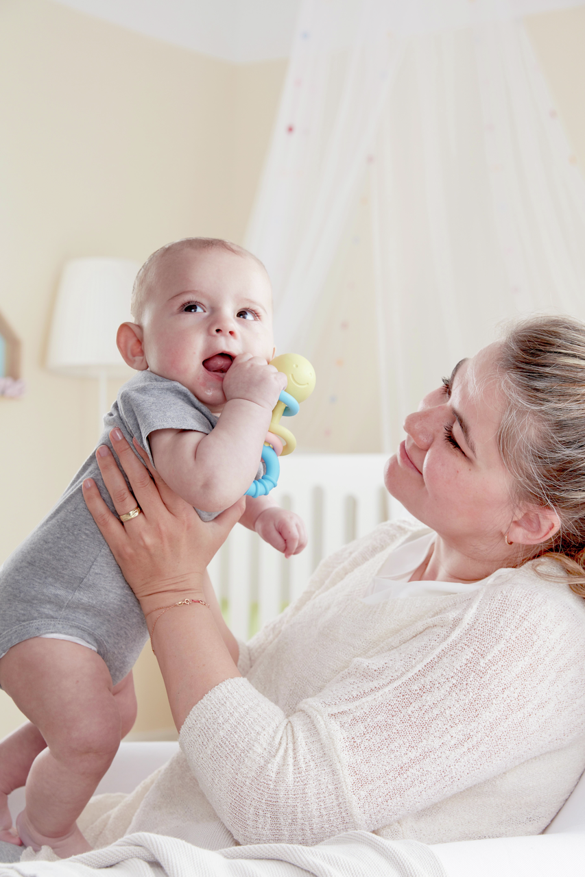 Klappernde Beißringe Klappernde Beißringe